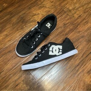 DC Shoes Chelsea Womens Skate Sneakers in Classic Black  And White Size 10 US